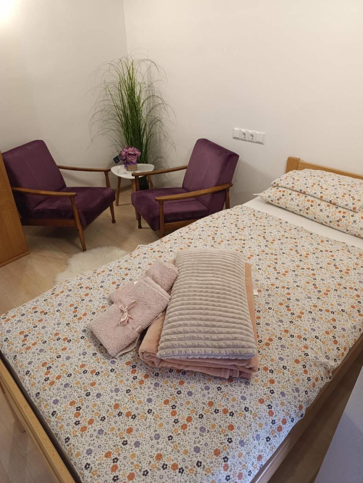 Naid Apartmani 库伦瓦库夫 外观 照片